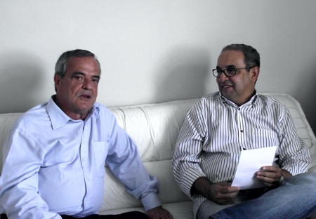 Antônio Julio, à esquerda e Geraldo Passos, editor do Divinews